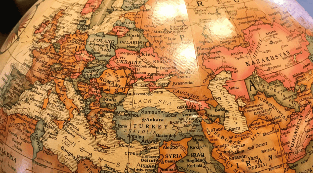 Gates Closed, Windows&nbsp;Open